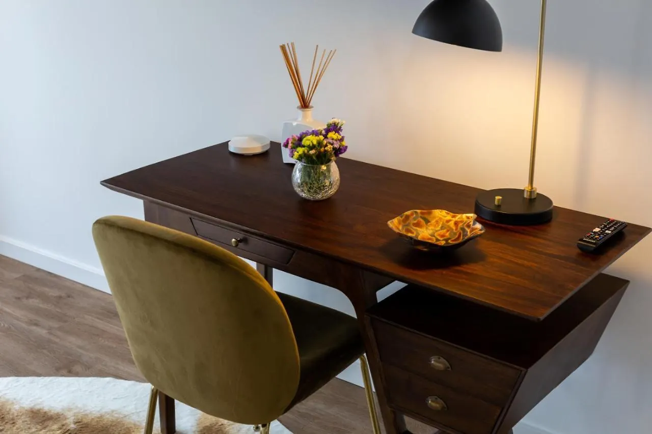 Stupendo-Three Rooms-Suite With Terrace -Center -Air Conditioning-Free Park Lisboa البرتغال