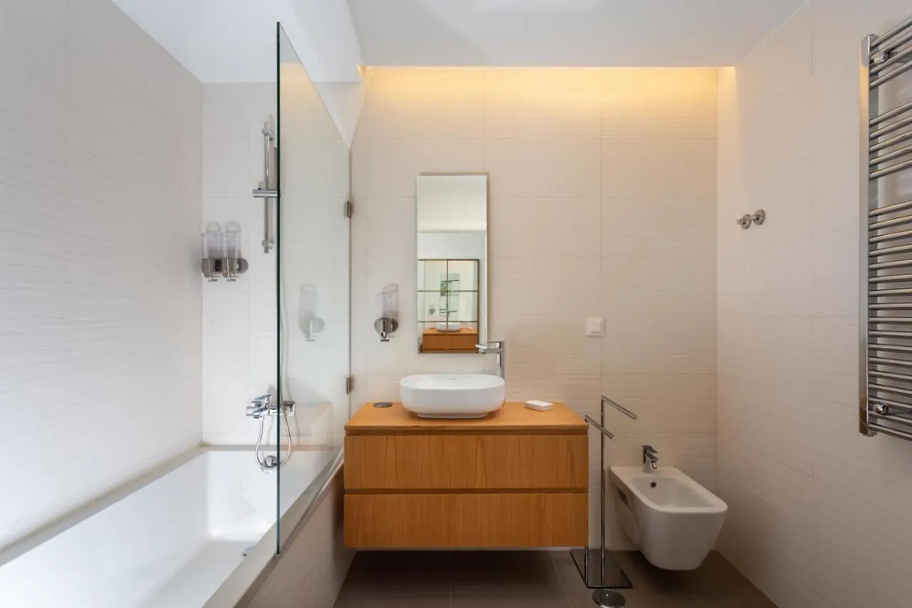 Stupendo-Three Rooms-Suite With Terrace -Center -Air Conditioning Lissabon Apartment